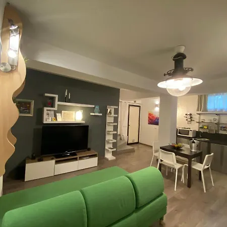 Apartment Mood's *