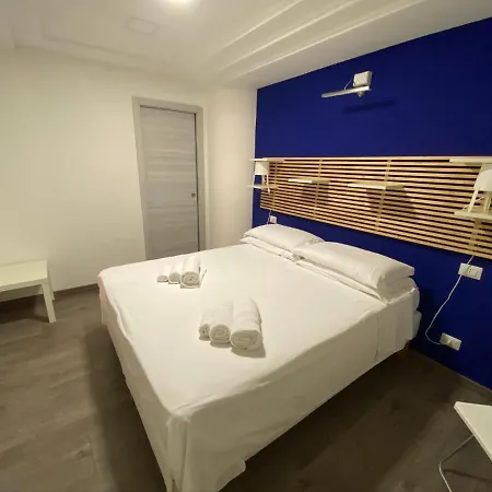 Mood's Apartment Avola