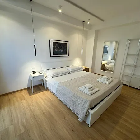 Apartment Mood's Avola